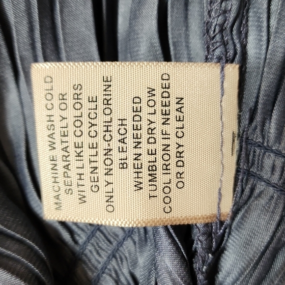 Philosophy Pleated Top - Picture 8 of 10